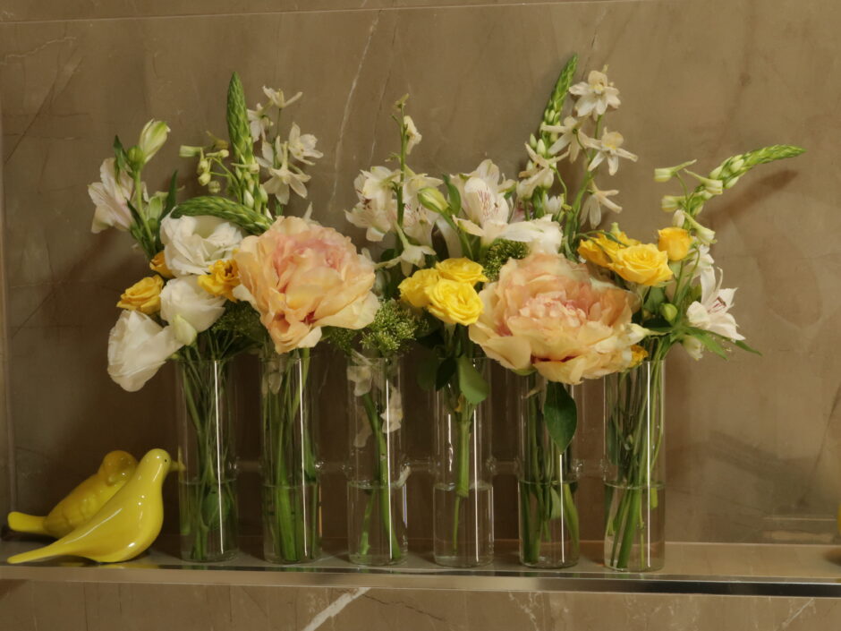 Peonie                    Yellow/Pink